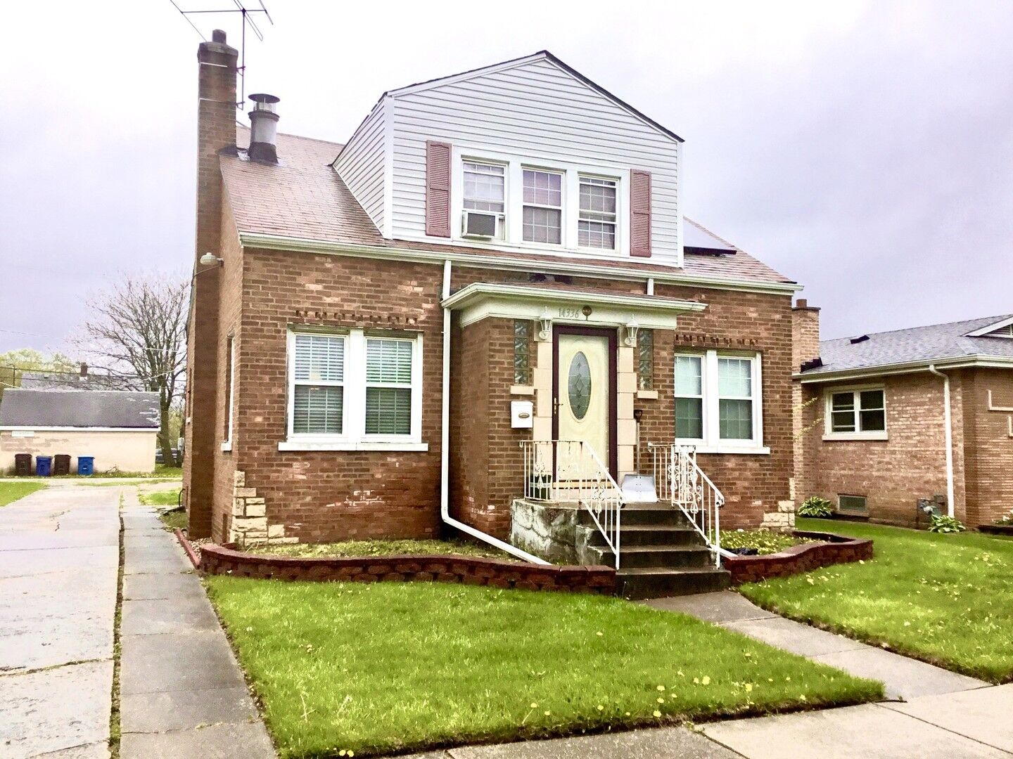 Property Photo: 14336 S Harrison Avenue IL 60469