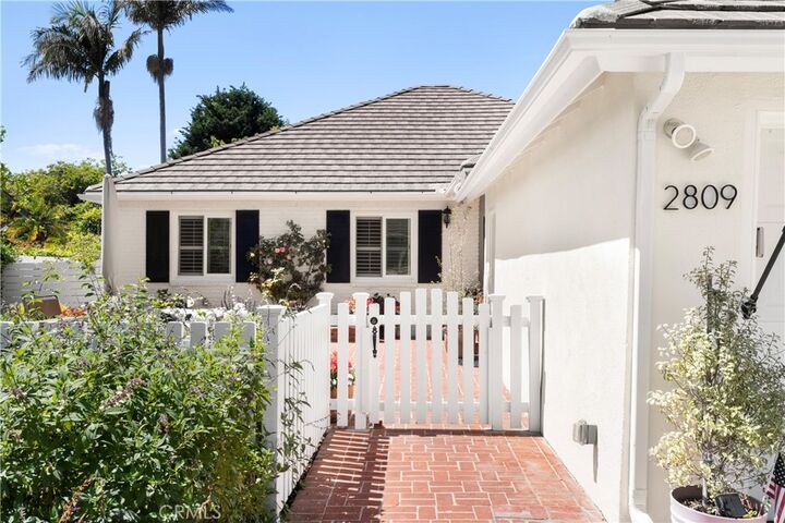 Property Photo: 2809 Via De La Guerra CA 90274