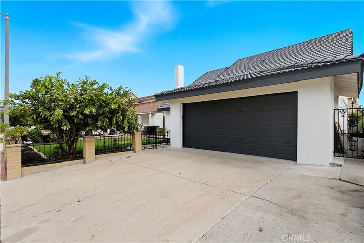 Property Photo:  7152 Caprice Cir  CA 90623 