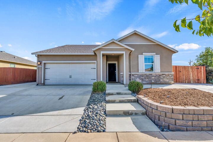 Property Photo:  1524 Pheasant Run Drive  CA 95961 