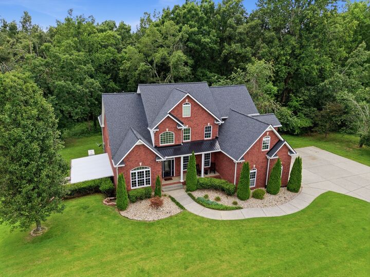 Property Photo: 1014 Alameda Dr TN 37148