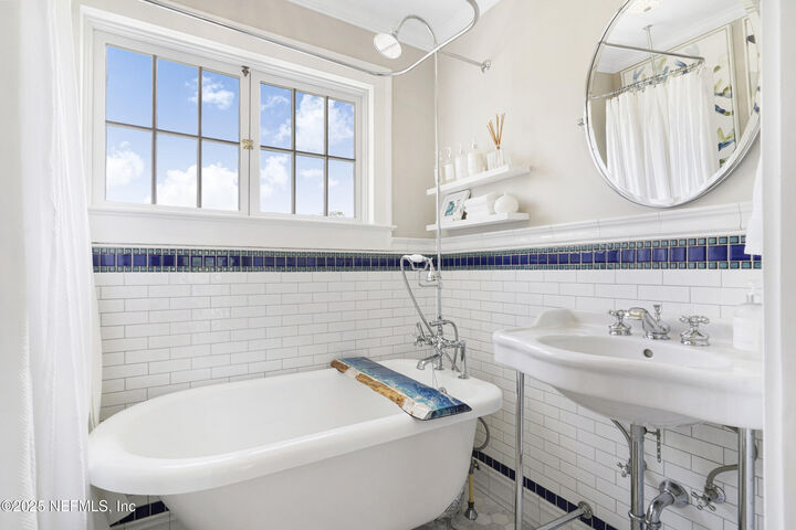 Property Photo: 238 Rainey Avenue FL 32084