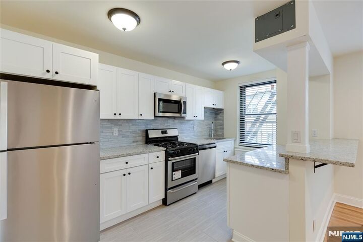 Property Photo:  100 Central Avenue  NJ 07024 