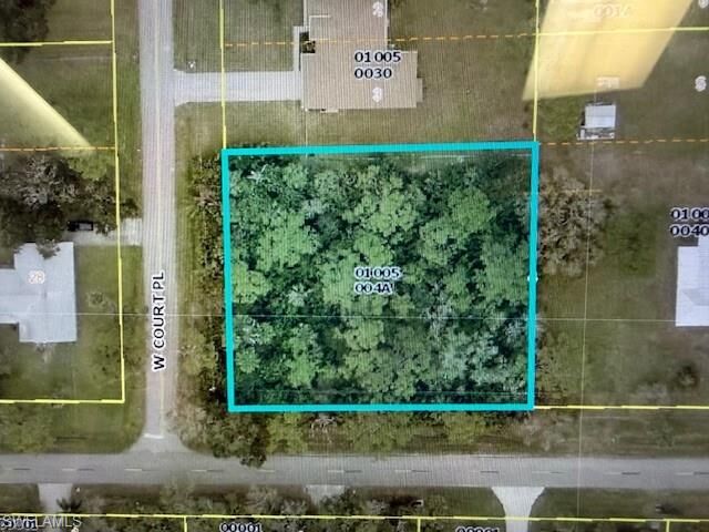 Property Photo:  1771 W Court Pl  FL 33920 