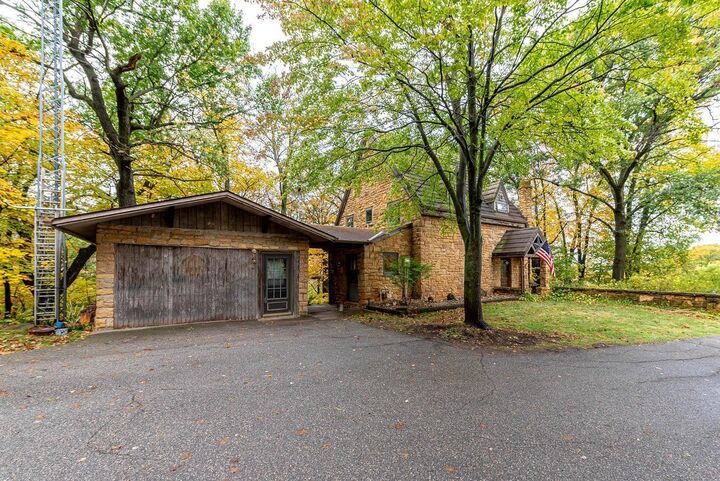 Property Photo: 22911 N Riverfront Drive MN 56001