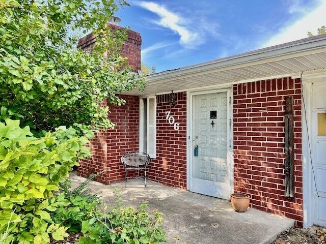 706 NW 5th Street  Bentonville AR 72712 photo