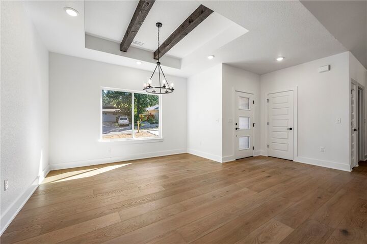 Property Photo:  7 Wrongton Drive  AR 72714