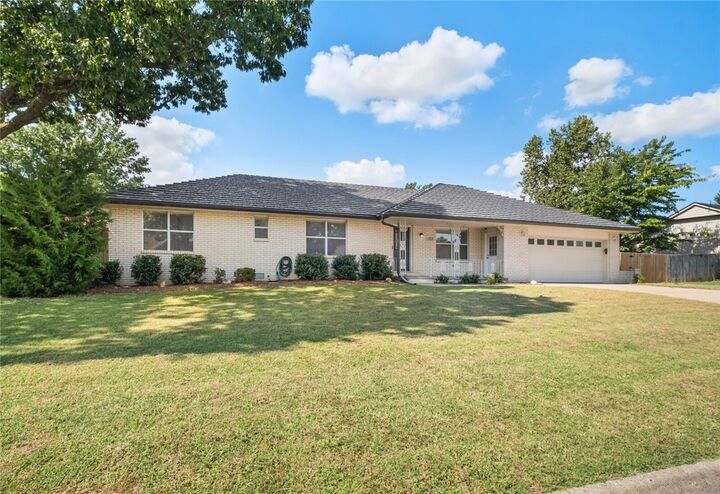 1203 W Countrywood Circle  Rogers AR 72756 photo