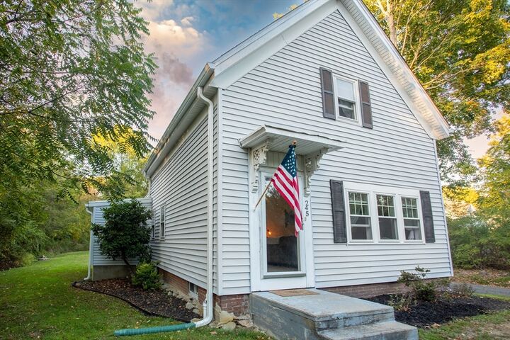 Property Photo:  245-R Laurel St  MA 02333 