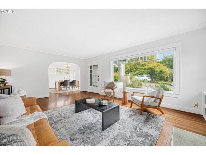 Property Photo:  3919 NE 21st Ave  OR 97212 
