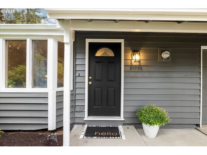 Property Photo:  11755 SW 9th St  OR 97005 