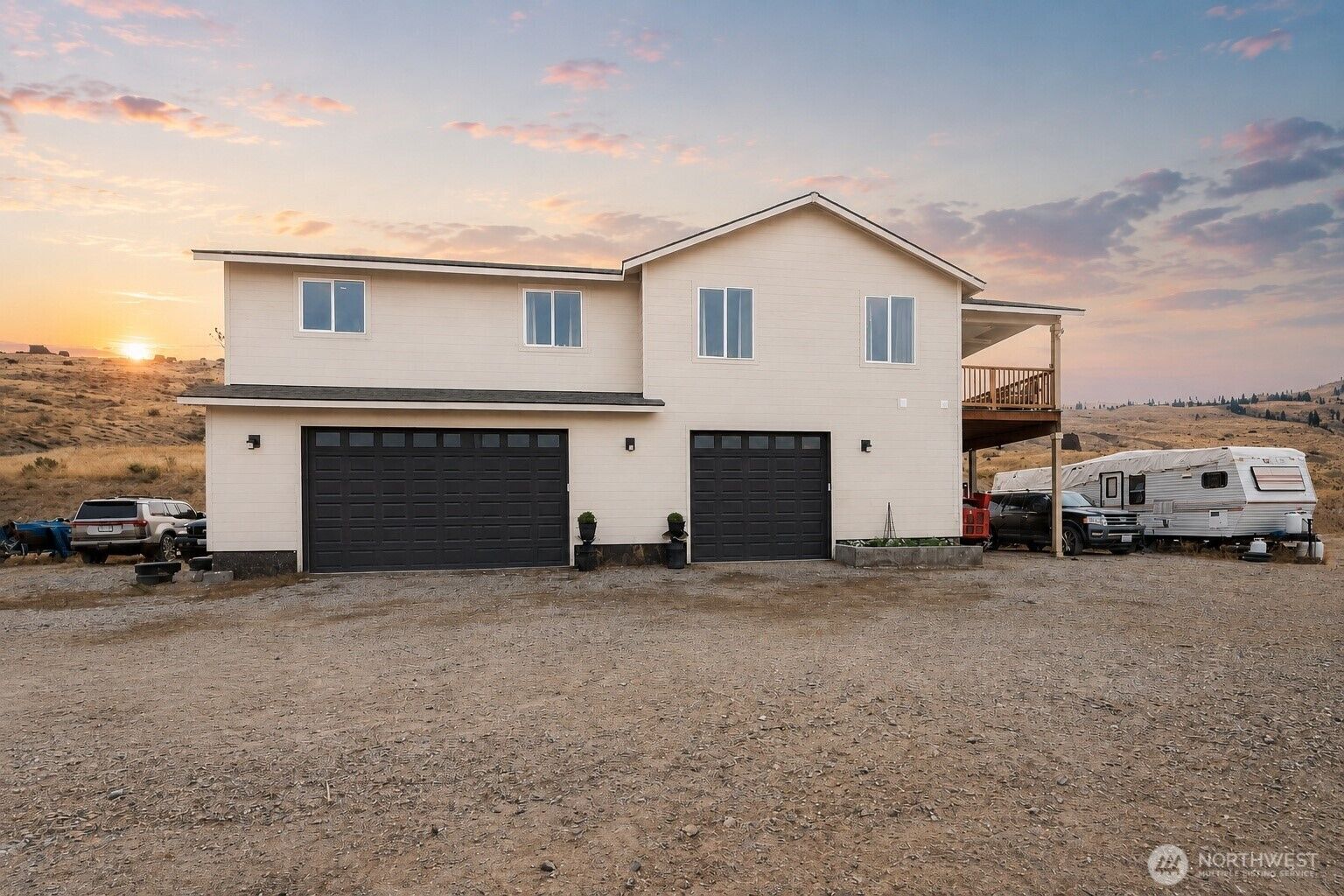 Property Photo:  70  Hill Range Lane  WA 98858 