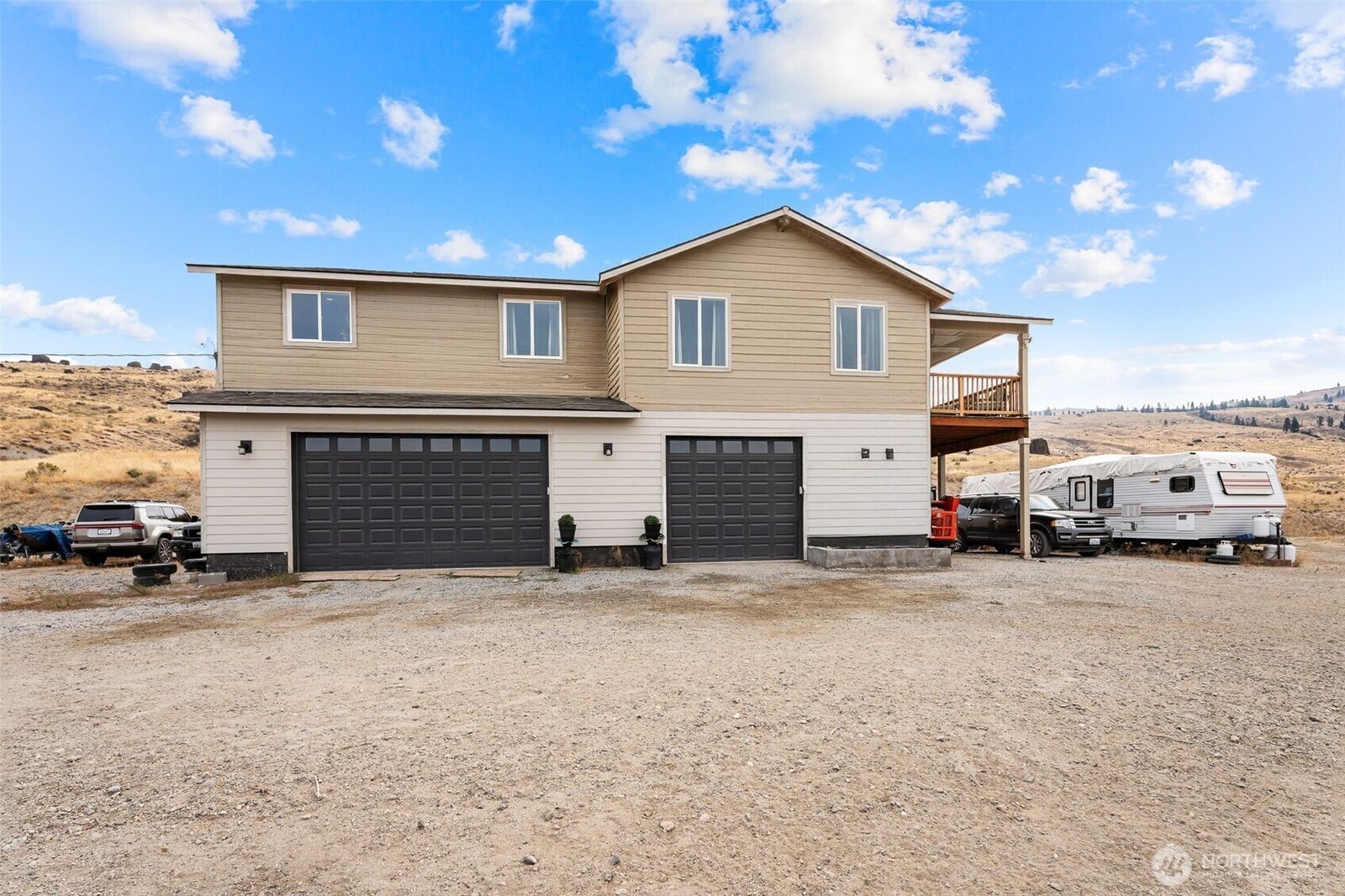 Property Photo:  70  Hill Range Lane  WA 98858 