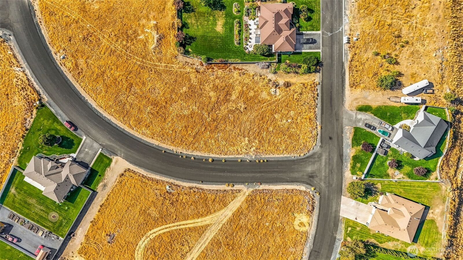 Property Photo:  7928 NE Blackbird Loop  WA 98837