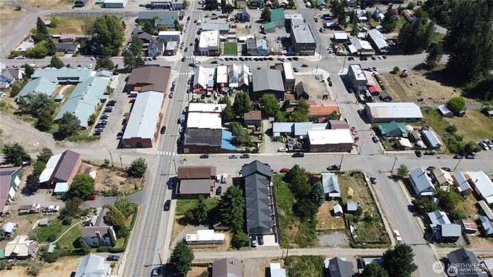 Property Photo:  204 N 1st Street  WA 98941 