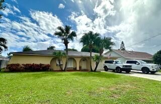 Property Photo:  2718 Northside Drive  FL 33462 