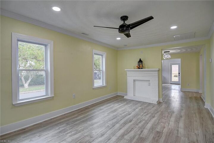 Property Photo:  2320 Ruffin St  VA 23504 