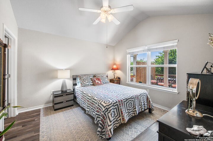 Property Photo: 420 Belmont TX 78202