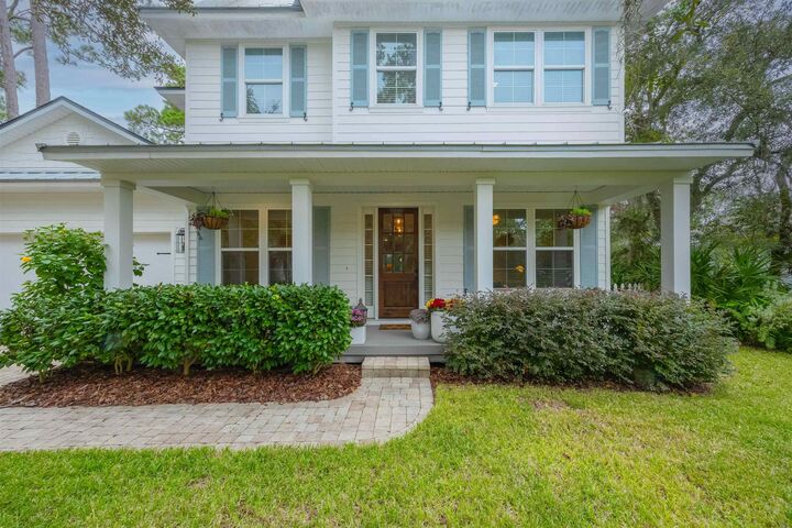 Property Photo:  225 History Pl  FL 32095 