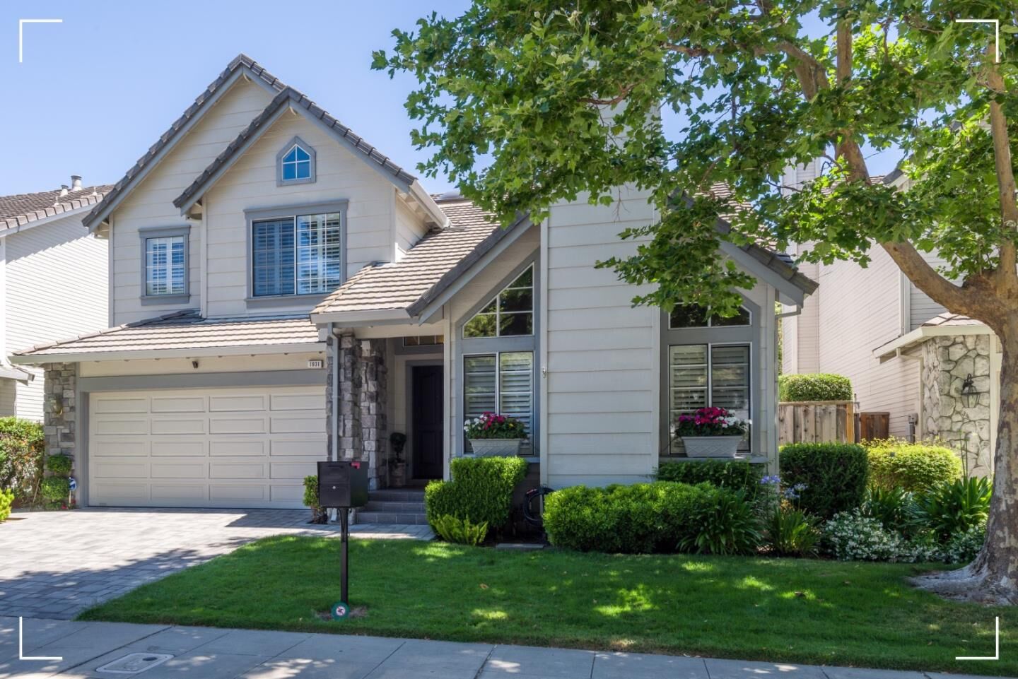 Property Photo: 1931 Kentfield Avenue CA 94061