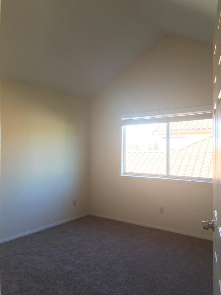 Property Photo:  1109 Elmsford Way  CA 93906