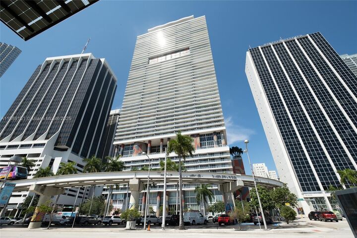 50 Biscayne Blvd 4305  Miami FL 33132 photo