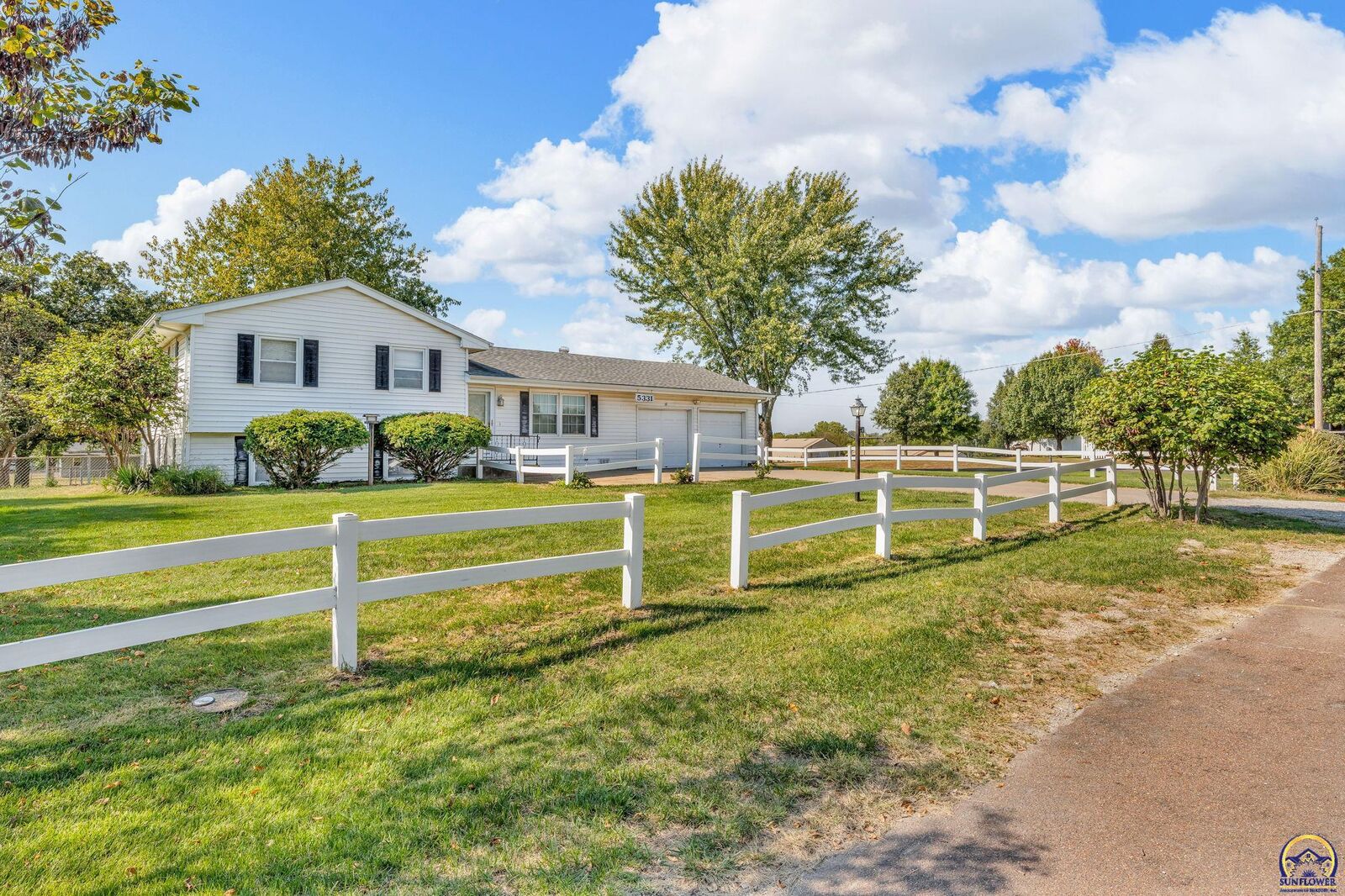 Property Photo: 5331 NE Early Ct KS 66617
