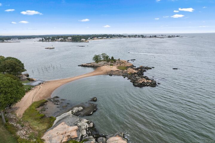 Property Photo: 42 Turtle Bay Drive 42 CT 06405