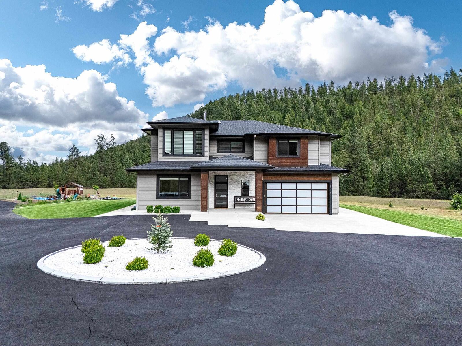 Property Photo:  16215 W Coulee Hite Rd  WA 99224 