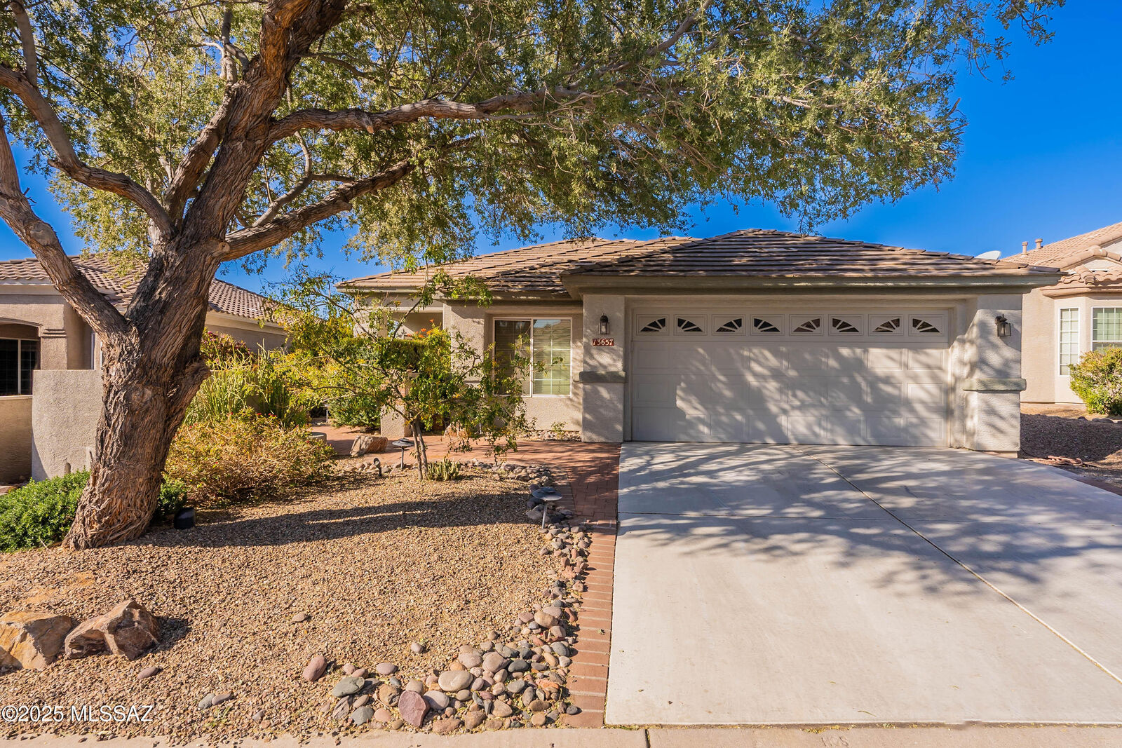 Property Photo:  13657 N Heritage Canyon Drive  AZ 85658 