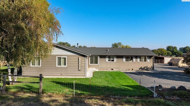 Property Photo:  90403 W Hess Road  WA 99350 