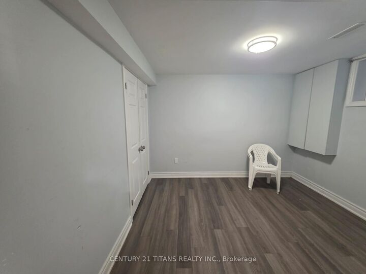 Property Photo: 154 Melissa Crescent Basement ON L1N 8G5