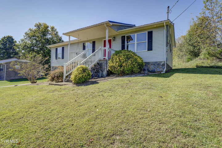 Property Photo: 185 Pates Lane TN 37743