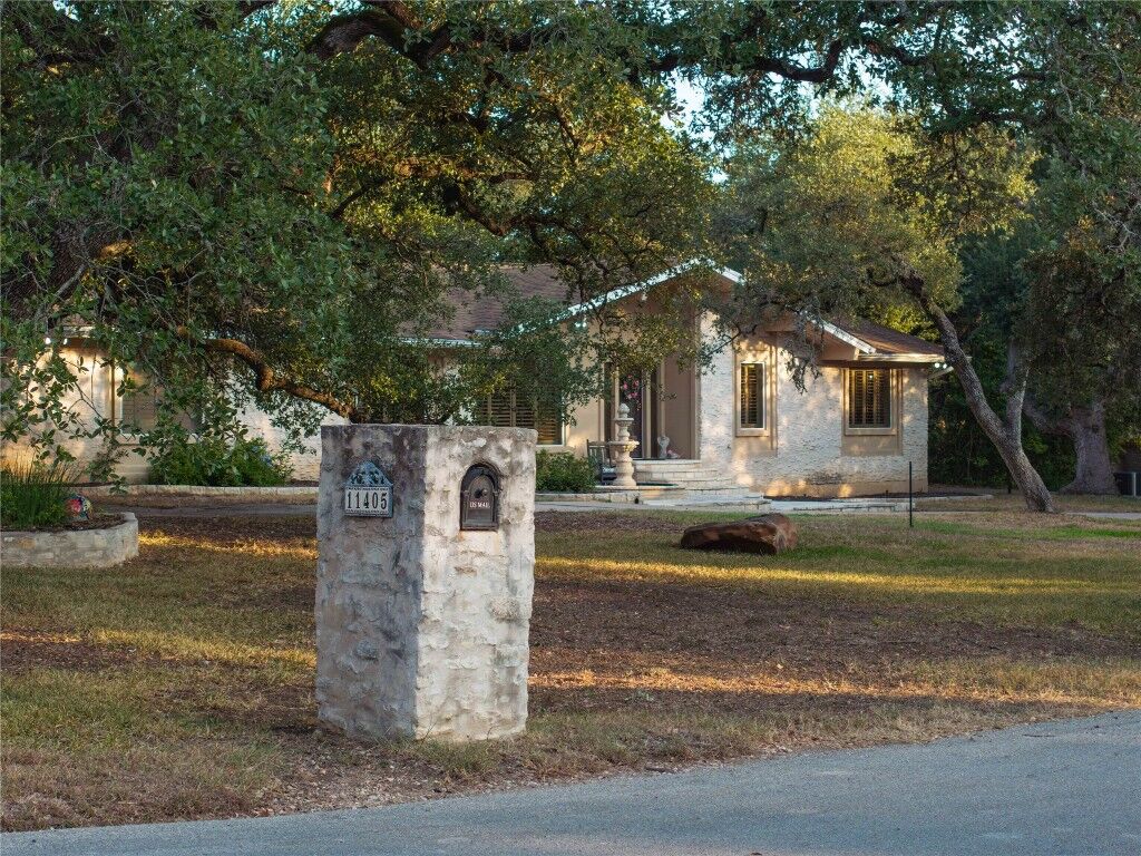 Property Photo: 11405 Antler Lane TX 78726