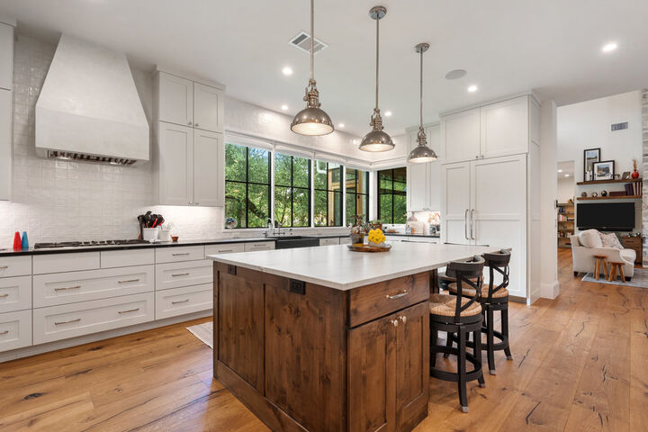 Property Photo:  11408 Antler Lane  TX 78726 