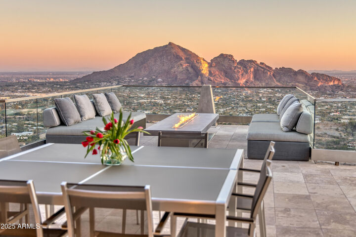 7701 N Silvercrest Way  Paradise Valley AZ 85253 photo