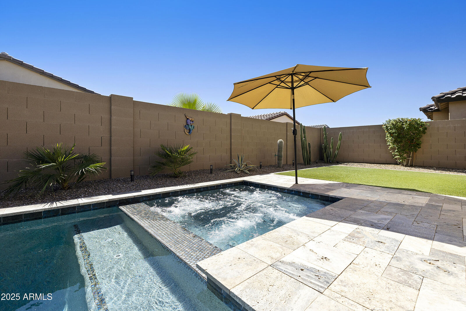 Property Photo: 10625 E Tiburon Avenue AZ 85212