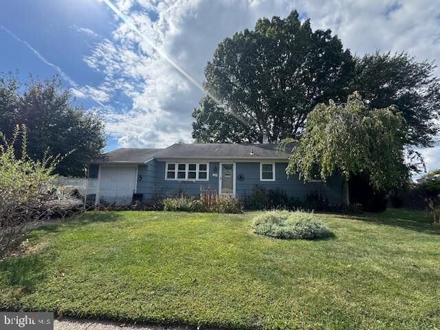 Property Photo:  13 Sayen Drive  NJ 08690 