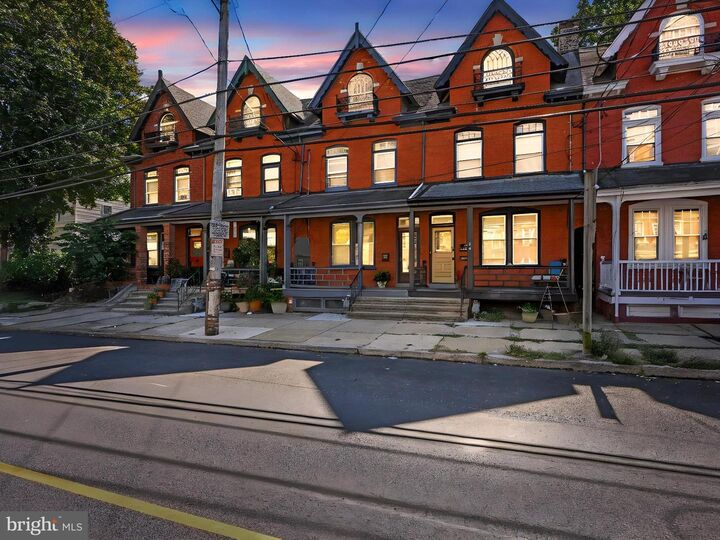 Property Photo: 16 W Liberty Street PA 17603