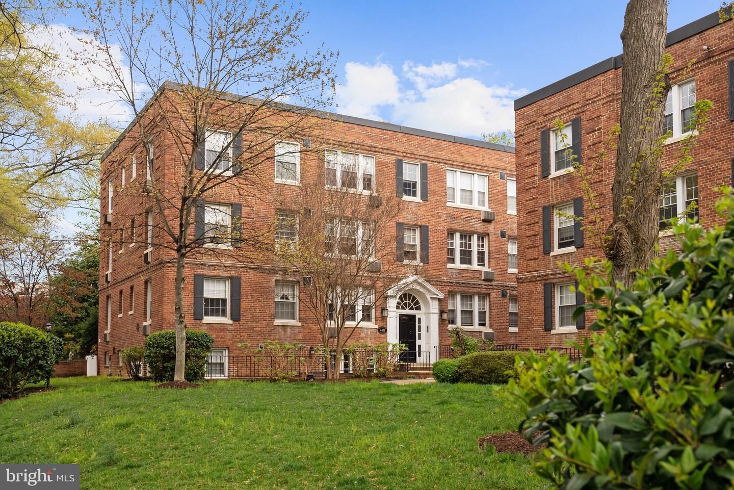 Property Photo: 4491 Macarthur Boulevard NW 303 DC 20007