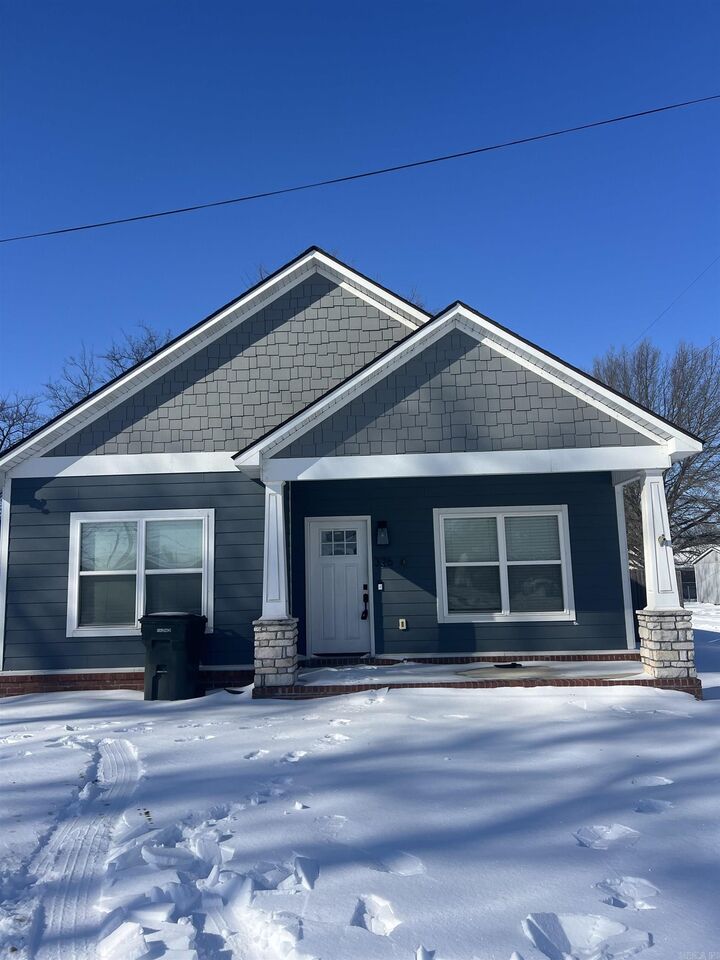 Property Photo: 326 Dixon Street AR 72442