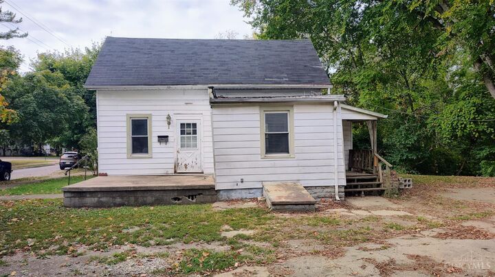 Property Photo: 230 Carthage Avenue OH 45215