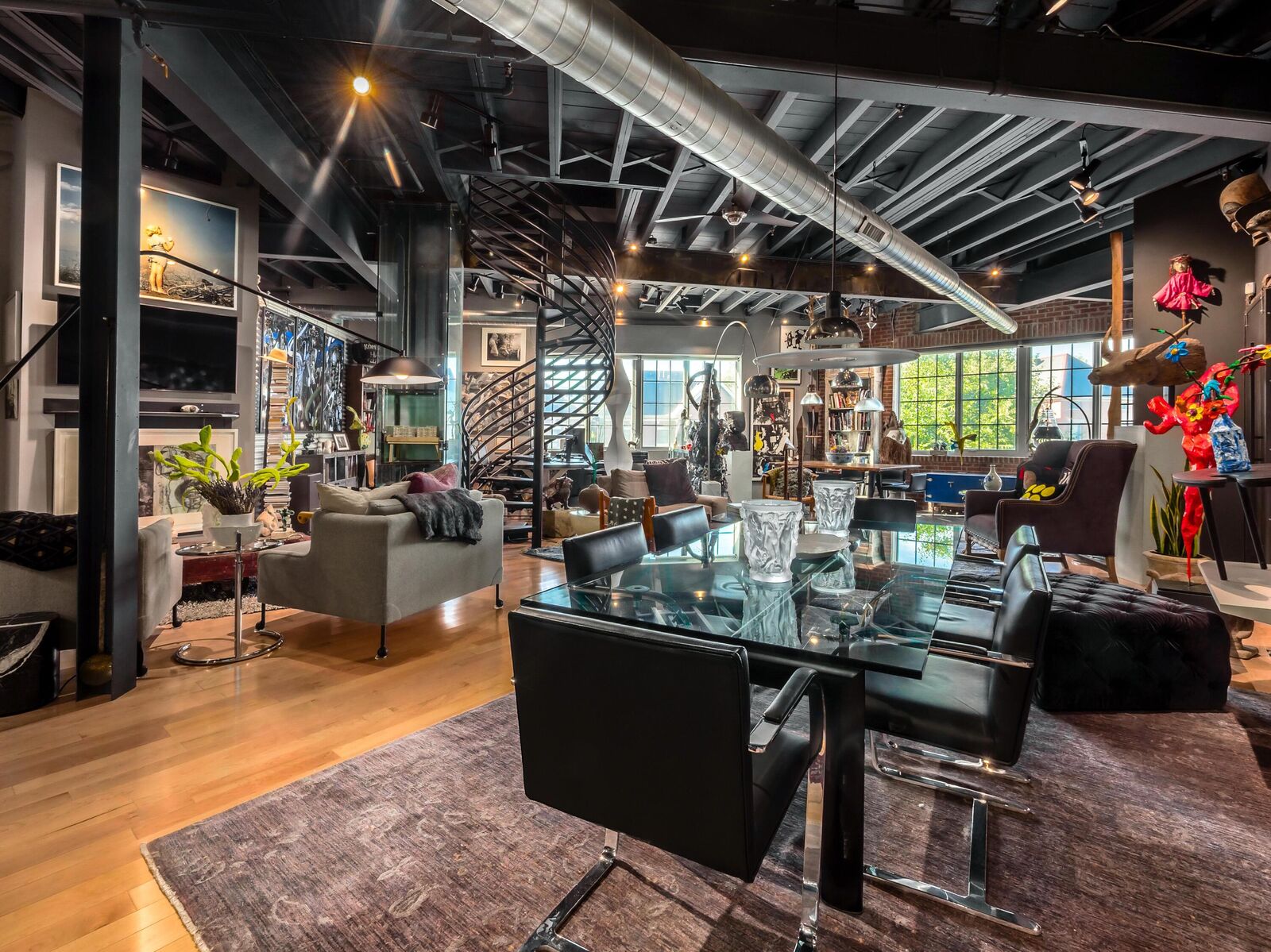 Property Photo: 17 W 3rd Avenue OH 43201