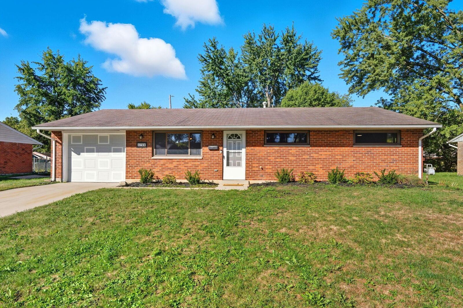 Property Photo: 5769 Montevideo Road OH 43081