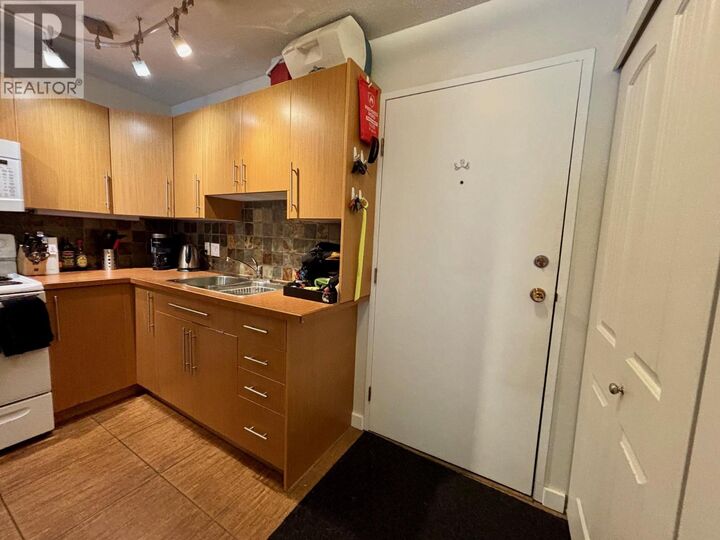 Property Photo:  800 Mackenzie Avenue 102  BC V0E 2S0 