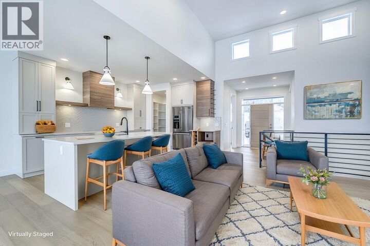 Photo de la propriété:  2140 Linfield Drive  BC V1S 0G3 