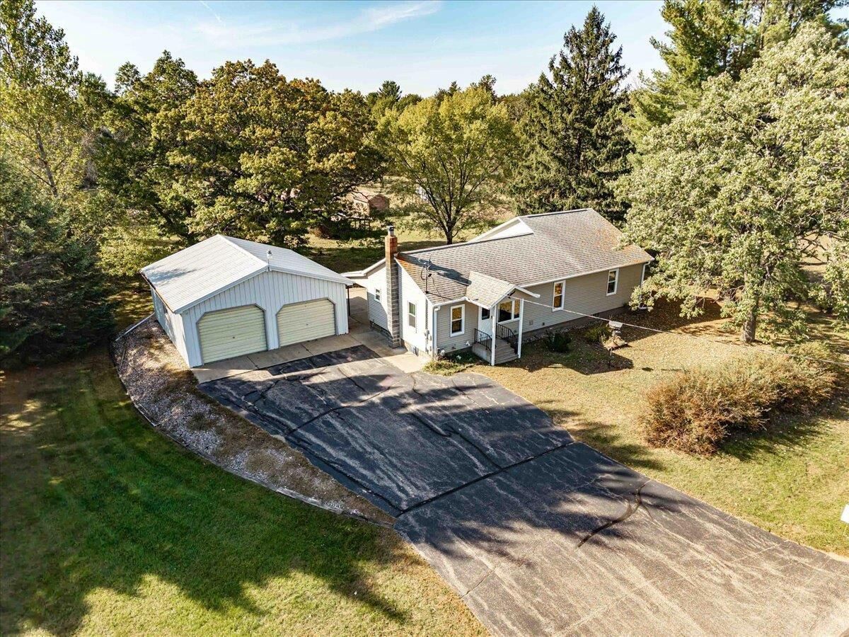 Property Photo: 10520 Rangeline Road WI 54494