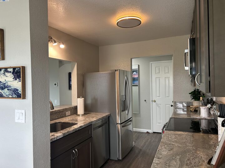 Property Photo: 21117 Gary Dr 106 CA 94546