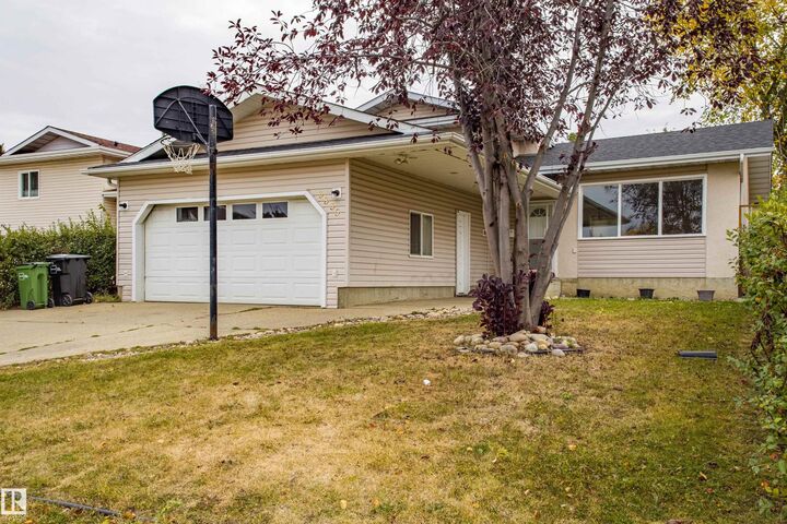 Property Photo: 3835 47 Street NW AB T6L 5B3