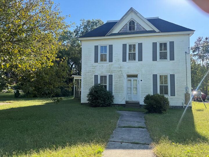 24174 White St  Parksley VA 23421 photo